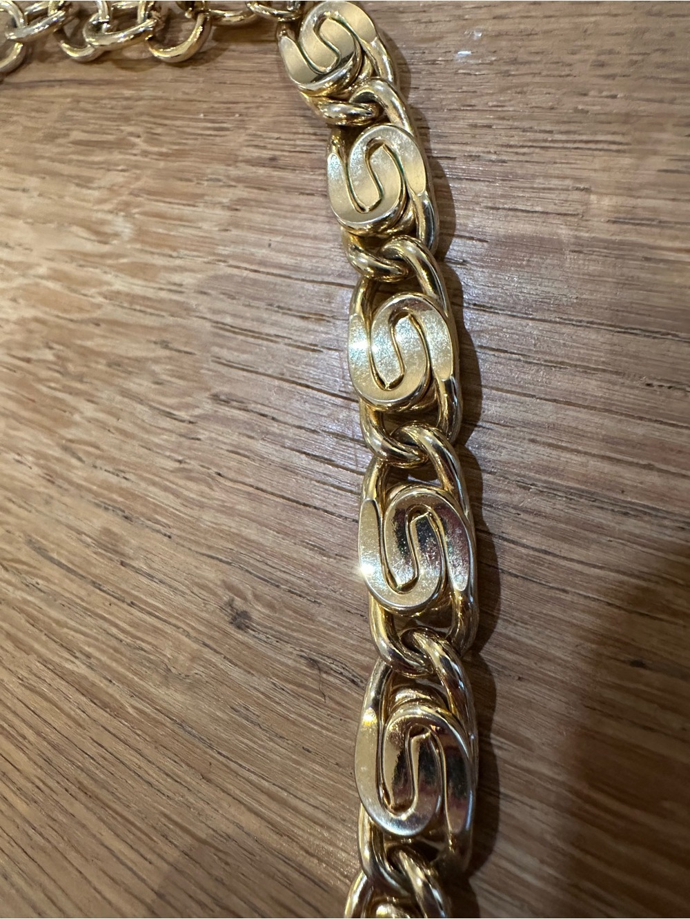 Gold Tone Chunky Link Necklace - Picture 5 of 6
